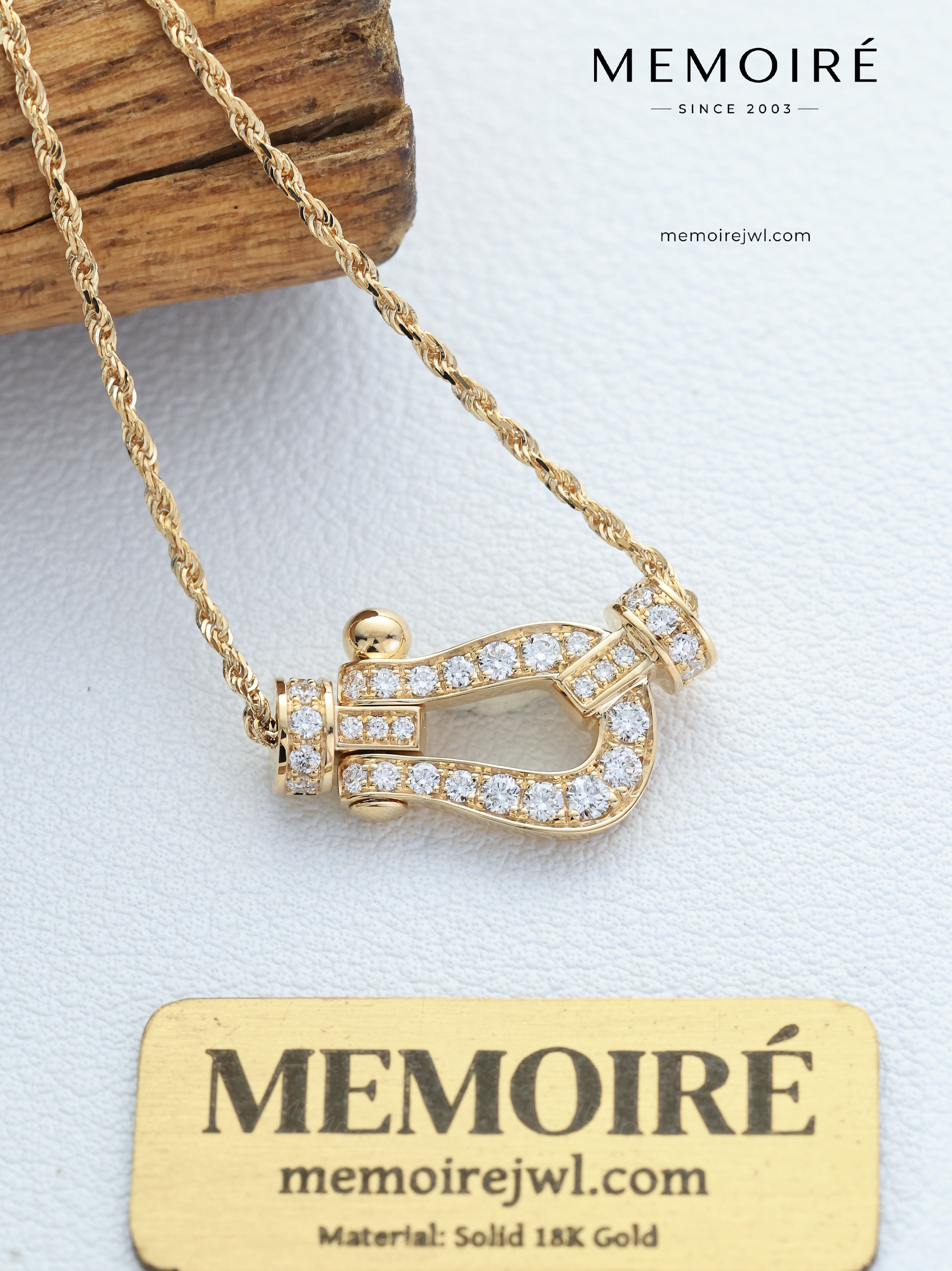 MEMOIRÉ 18K Yellow Gold Medium Full Pavé Horseshoe Necklace
